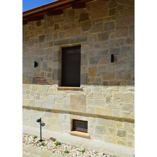 nm vapenne kamen umely kamen mrazuvzdorna dlazba stary antique mediteransky dlazdice terasovy zahrada stena domu zahrada cementove dosky provansal toskansko toskansky kupelna country chata.jpg